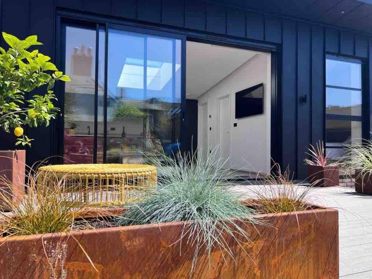Modern Design, Parking, Central Of Christchurch كرايستشيرش المظهر الخارجي الصورة